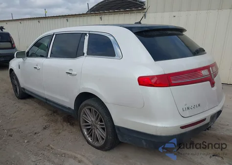 2019 Lincoln Mkt Reserve z USA, uszkodzony, nr VIN 2LMHJ5AT2KBL01358